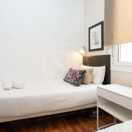 Cosy Nearly Sagrada Familia Vi 巴塞罗那