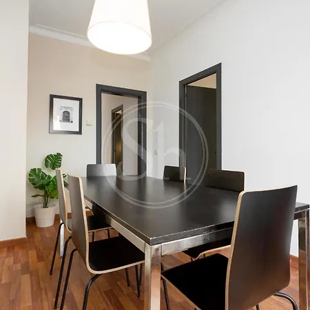 Cosy Nearly Sagrada Familia Vi Апартаменты Барселона